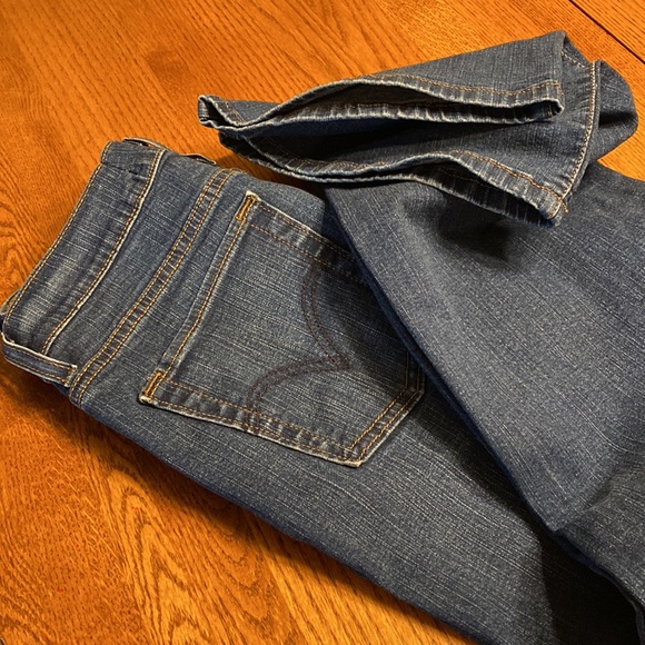 Levi’s 512 Perfectly Slimming Boot Cut Jeans 14 - Picture 12 of 13